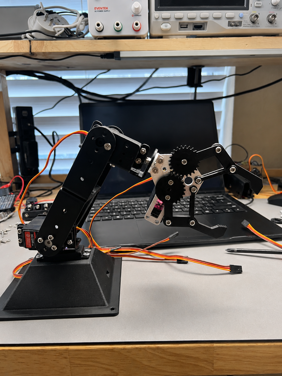 Articulated Robotic Arm